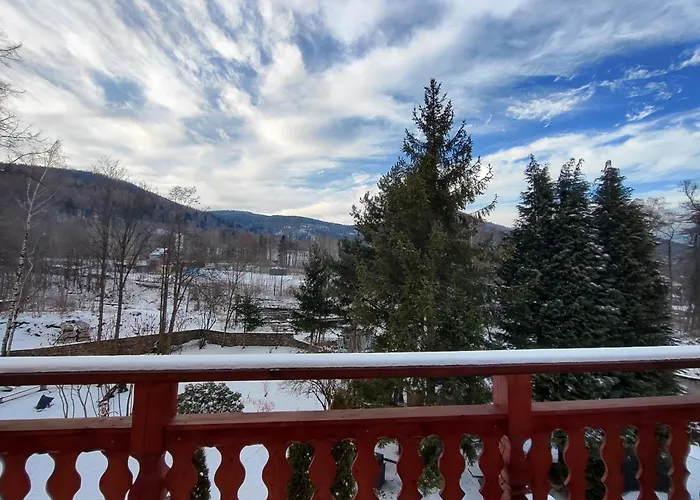 Zakatek كارباش