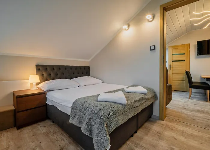 Zakatek كارباش